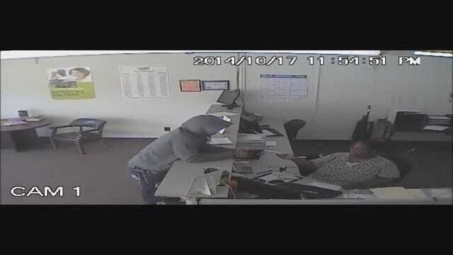 WEB EXTRA: Man Caught On Camera Robbing Cash Advance Business