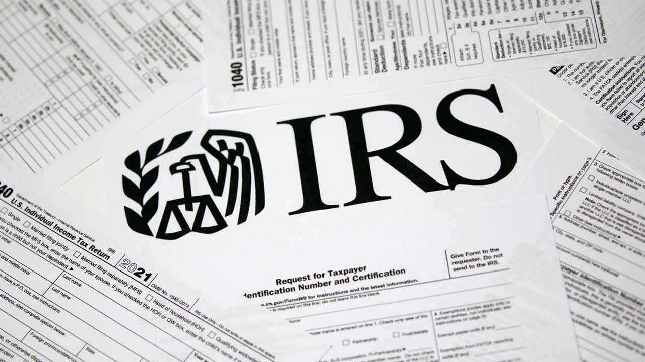 IRS Says It Will Delay Requirement To Report $600 In Gig Work On Taxes