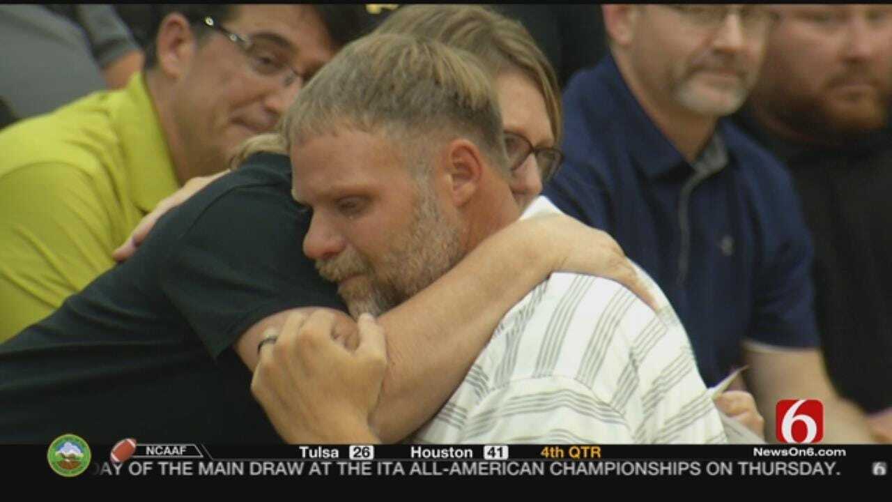 Sand Springs Community Gathers To Support Coach Diagnosed With Cancer