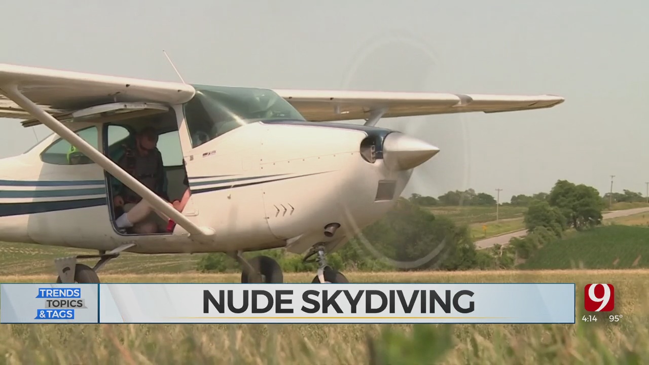 Trends, Topics & Tags: Nude Skydiving Record