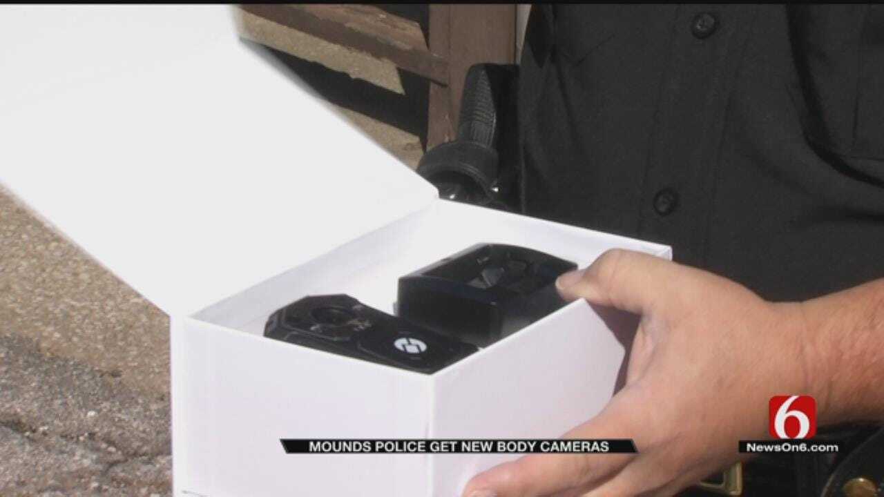 Mounds Police Get New Body Cams With Help From The Community