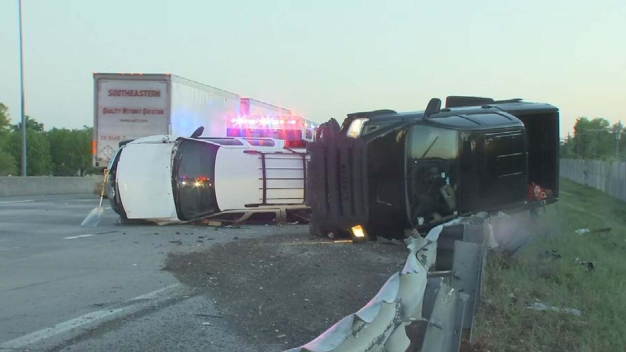 Tulsa Police Investigate Multi-Vehicle Hit & Run Crash On US-169