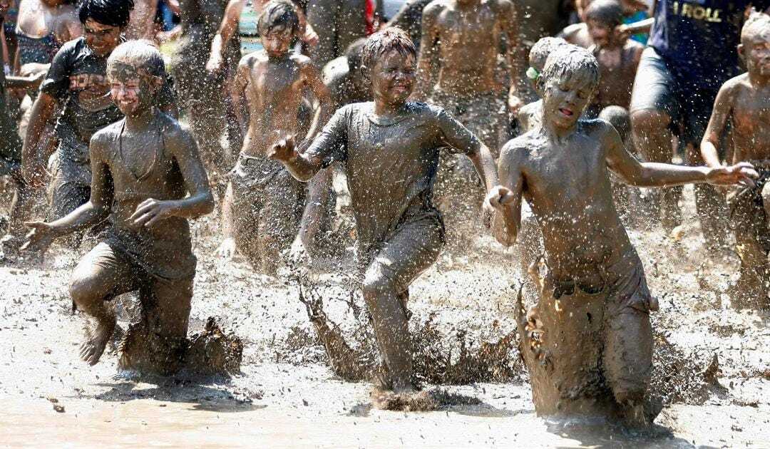 Tulsa Kids Enjoy International Mud Day