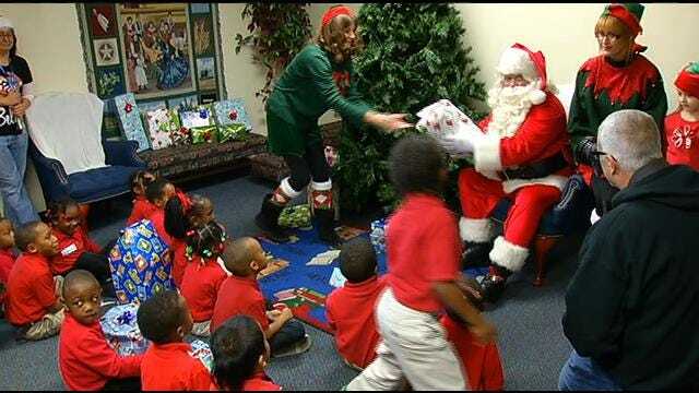 Kimberly-Clark Employees Surprise Tulsa Elementary Students With Gifts