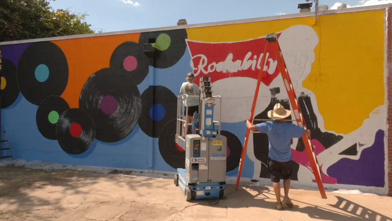 Artists From Around The Country Contribute Murals To Downtown Eufaula