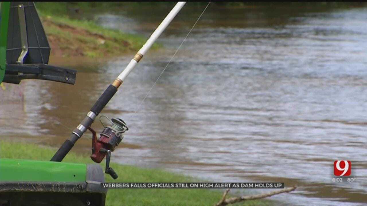 With Webbers Falls Still At Risk, 1 Man Stays Behind ... To Fish
