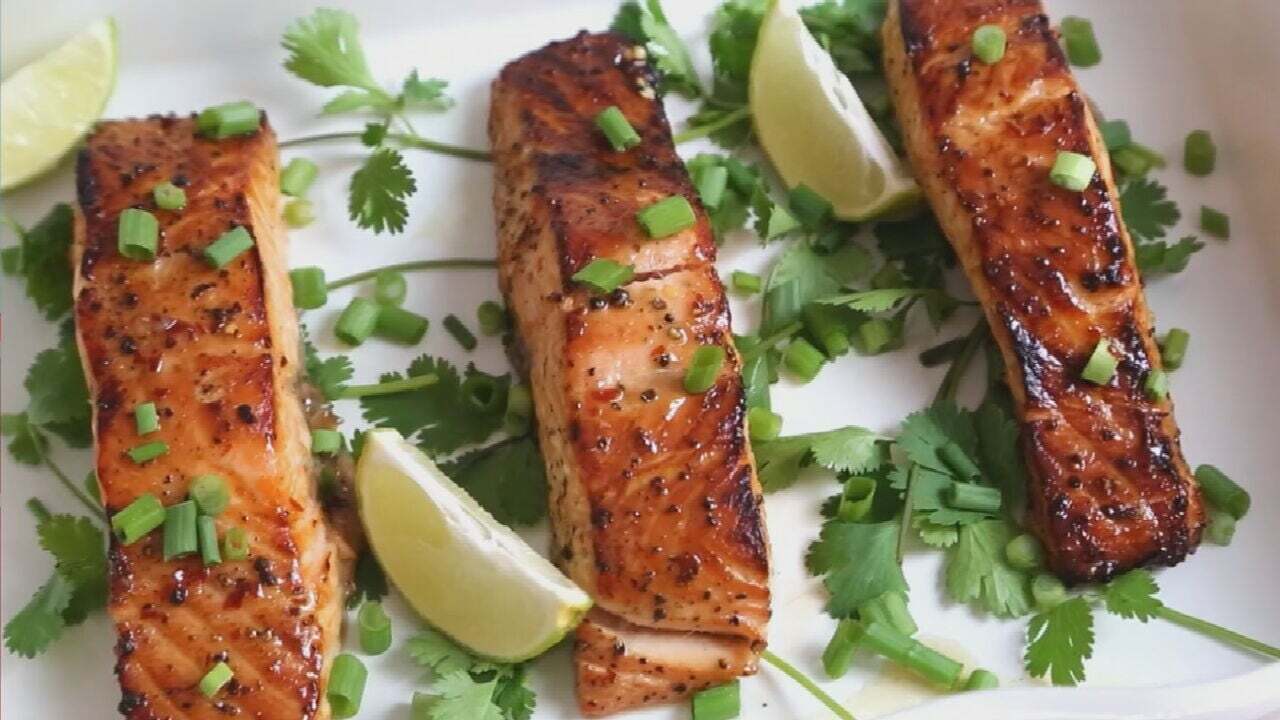 Thai Broiled Salmon With Sweet Chili Sauce