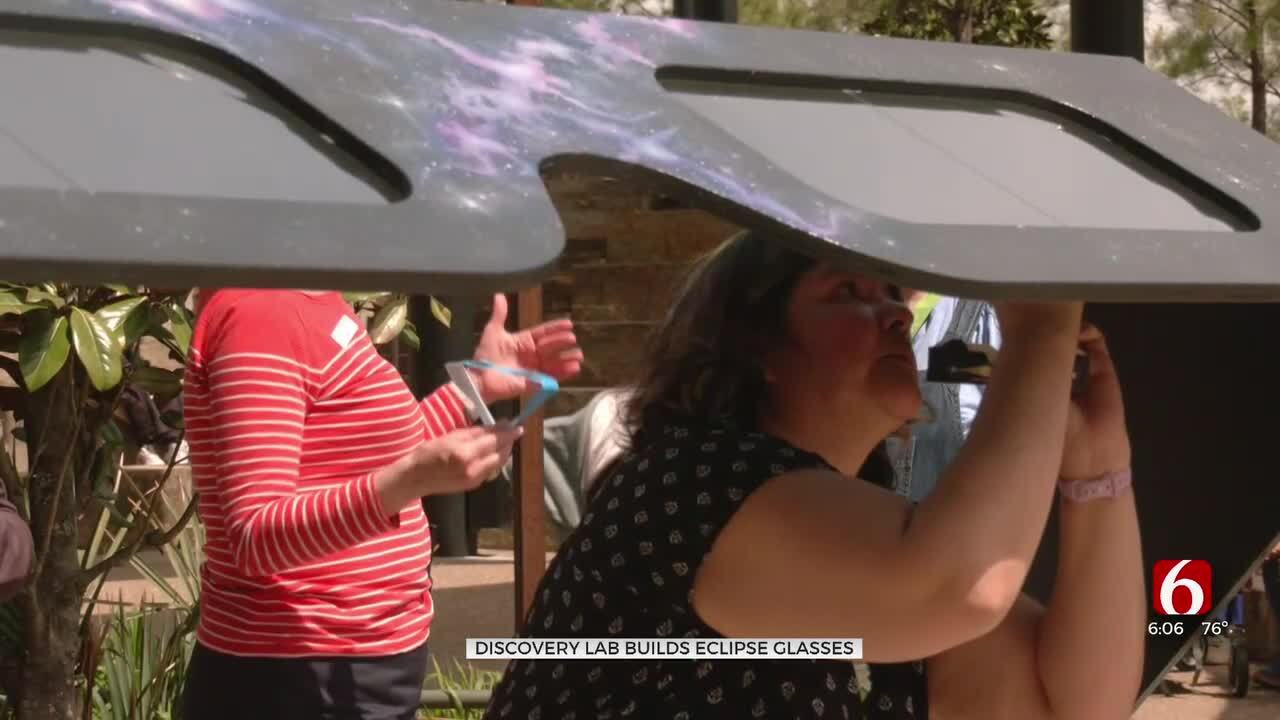 'Totally Worth It': Discovery Lab Invites Visitors For Eclipse Viewing