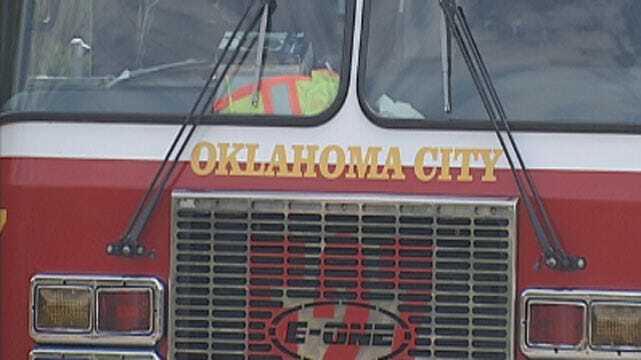 Firefighters Respond To SE Oklahoma City House Fire