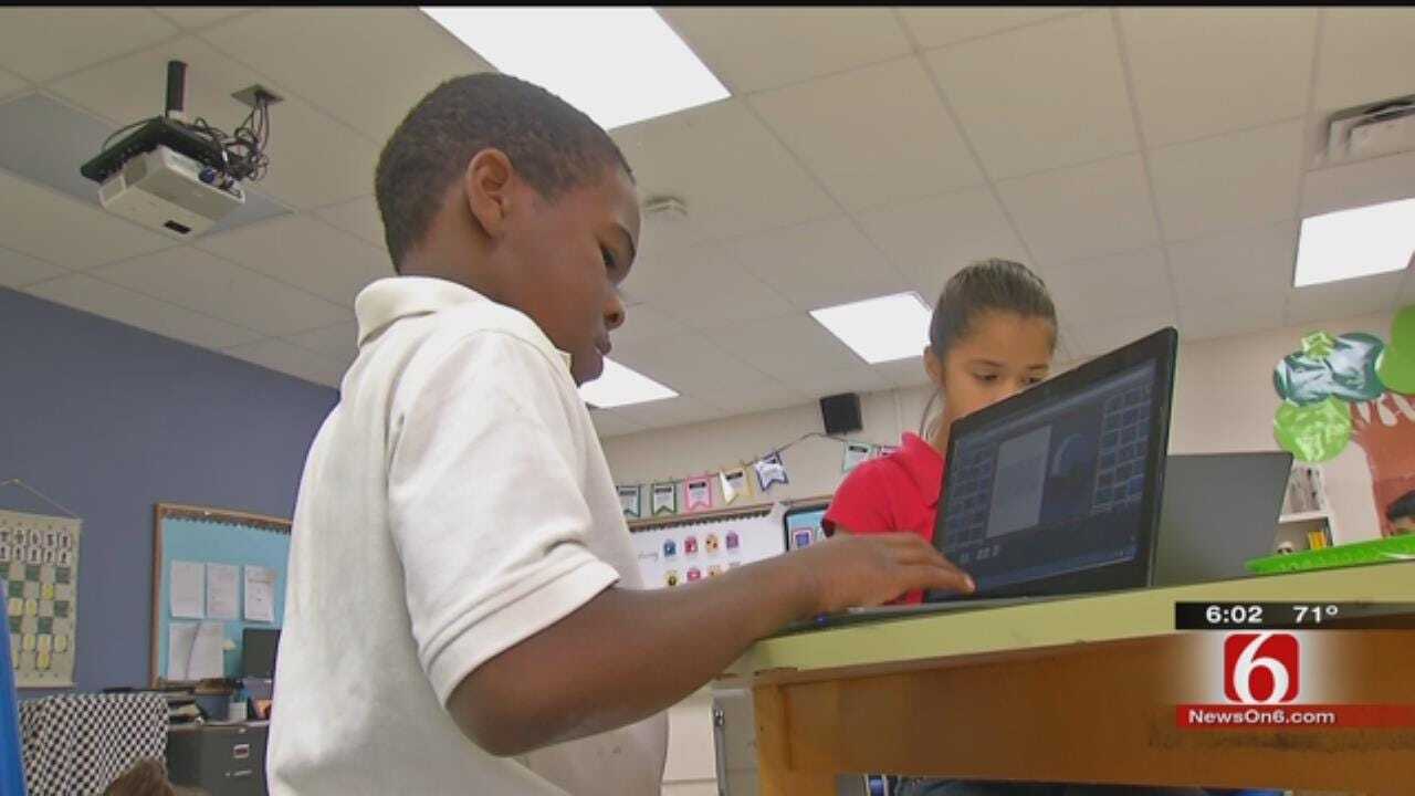 Donors Pitch In, Help Fund Oklahoma School Projects