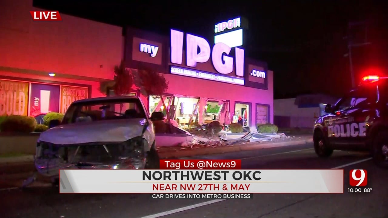 Car Crashes Into Business In NW Oklahoma City