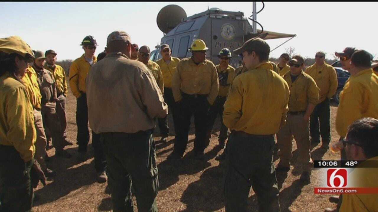 Firefighters From Across The Country In Oklahoma To Help With Wildfires