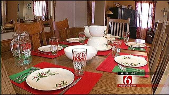 Oklahoma's Own: Inola Christmas Tour Includes Amish Home