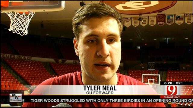 Sooners Prep For Showdown With Texas