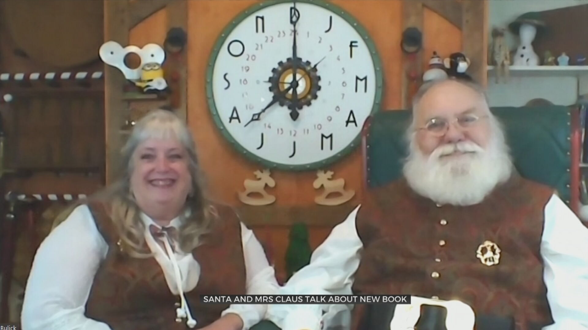 Santa, Mrs. Claus Talk About Tulsa Couple's New Book