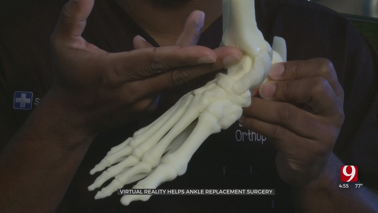 Medical Minute: Virtual Reality Helps Ankle Replacement Surgery