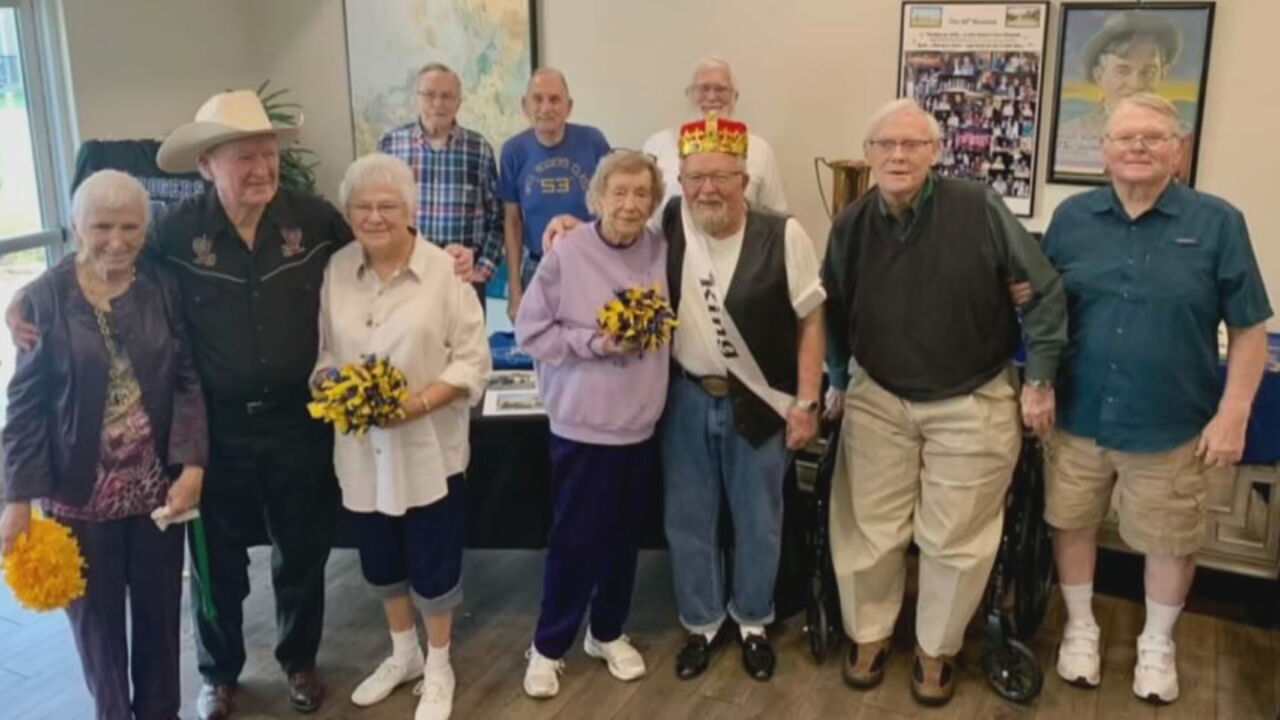 Tulsa Senior Living Center Celebrates Reunion With A Sock Hop