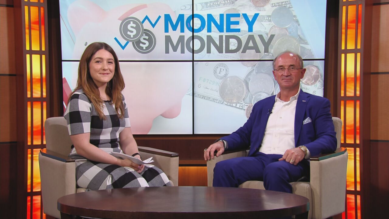 Money Monday: How To Ask For Raise When You Think You've Earned It