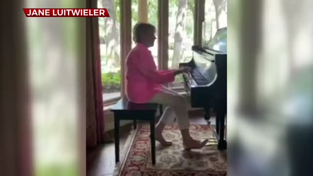 Tulsa Woman Performs Mini Piano Concerts From Home