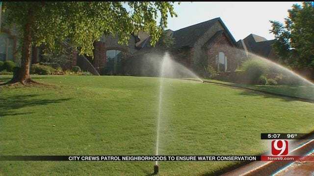 City Crews Patrol Neighborhoods To Ensure Water Conservation