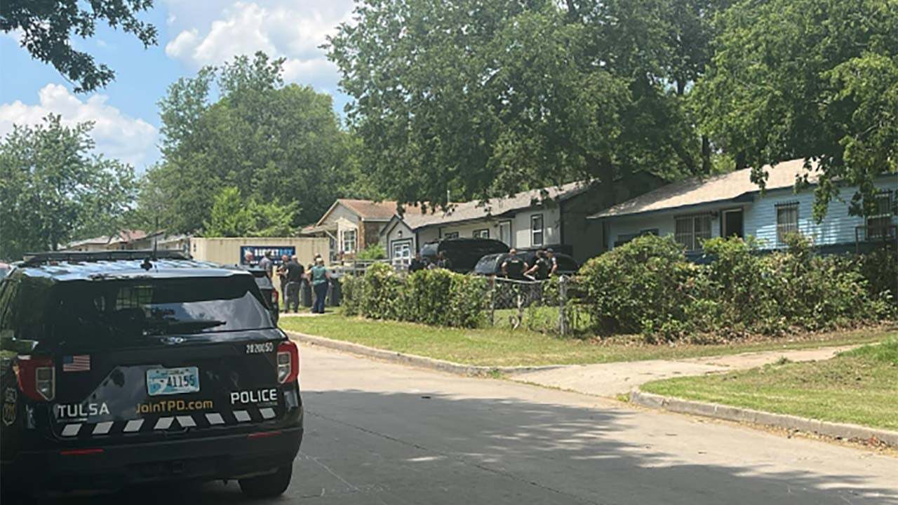 Man Killed, Teenager Injured After Shooting In Tulsa, Police Say