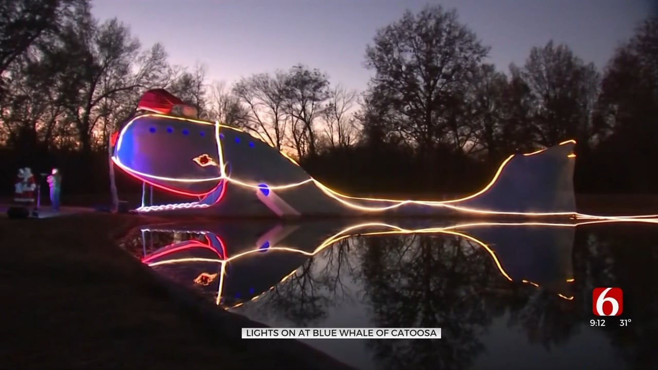 Blue Whale On Route 66 Lights Up For The Christmas Season