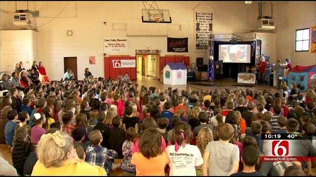 Trav's Wild Weather Camp Goes To Caney Valley Elementary