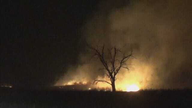 WEB EXTRA: Video From News On 6 Storm Tracker Of Henryetta Grass Fire
