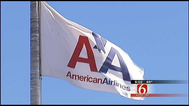 Tulsa American Airlines Mechanics Fixing Hail-Damaged Aircraft In Dallas