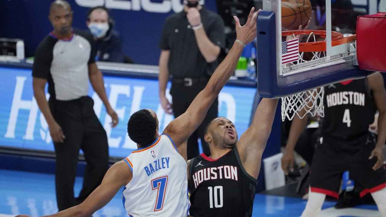 Williams Scores 19; Thunder Win Rematch With Rockets 104-87