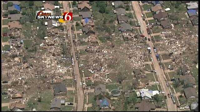 News On 6 Meteorologist Travis Meyer Flies Over Moore Tornado's Path