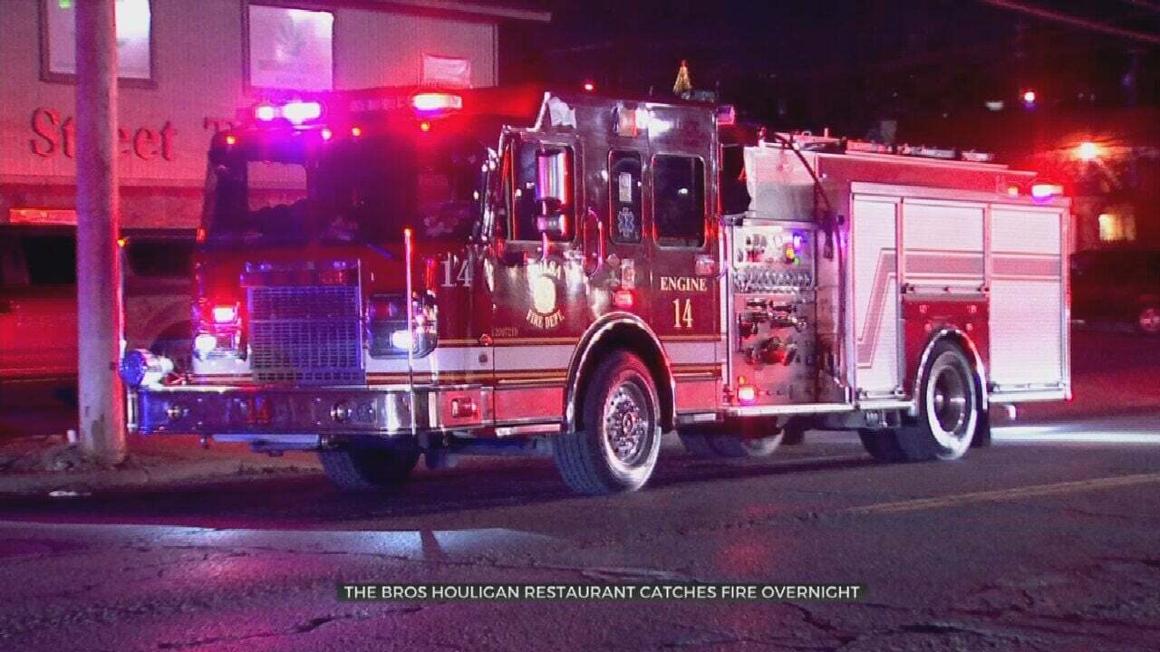 Overnight Alley Fire Spreads To The Bros. Houligan Restaurant 