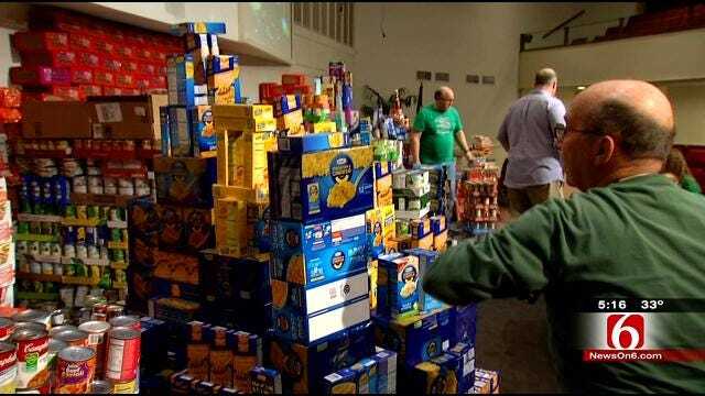 Tulsa Students Compete By Collecting Food For John 3:16 Mission