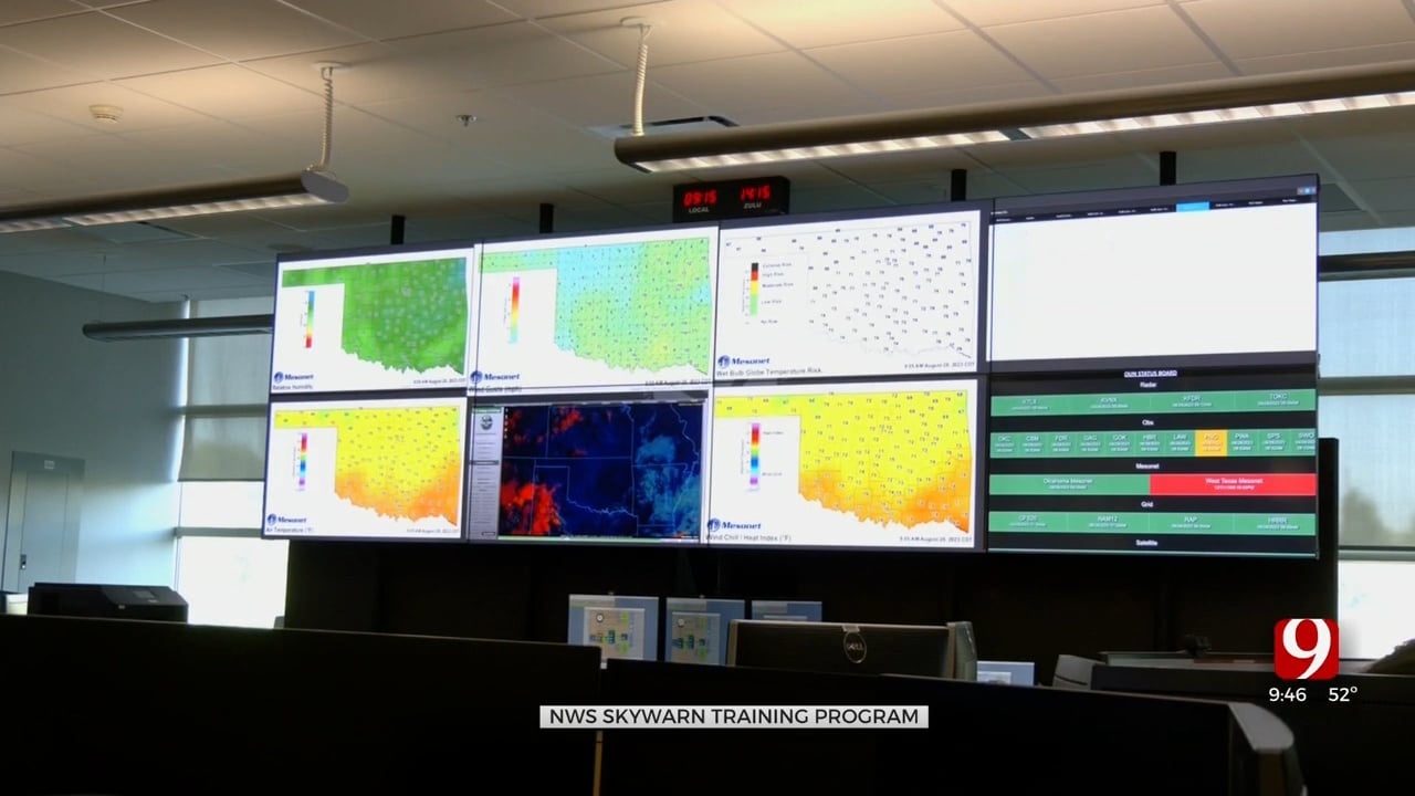 National Weather Service Hosts Program To Become A 'Storm Spotter'