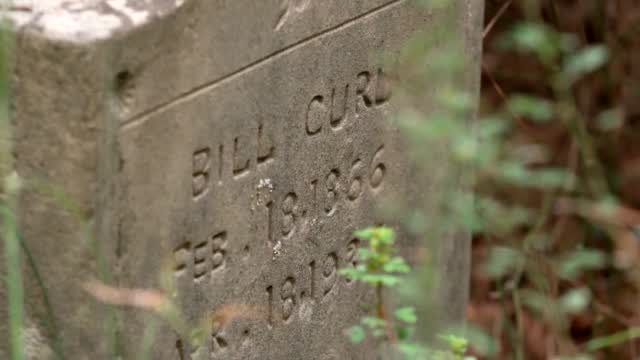 Black Family Works To Restore Roughly 200-Year-Old Cemetery In Texas To Reclaim Legacy, Honor Ancestors