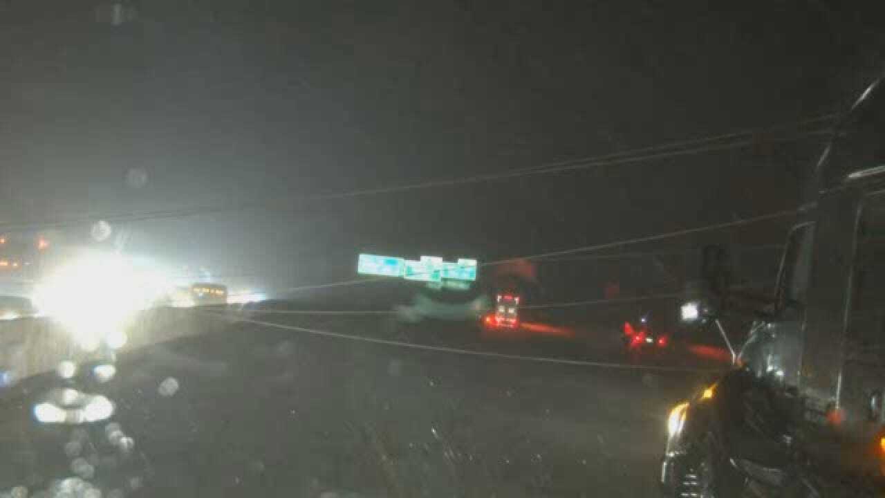 VAL POWER LINES DOWN I-40.wmv