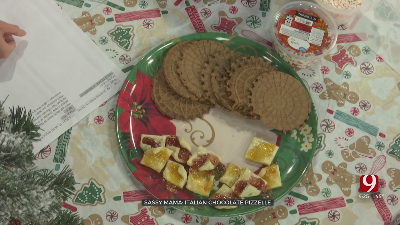 Sassy Mama: Italian Chocolate Pizzelle Recipe