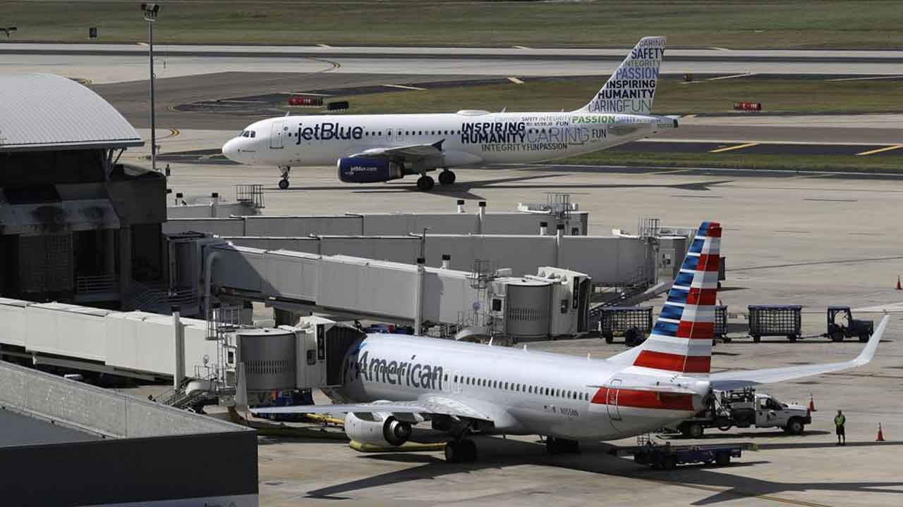 US Sues To Stop Deal Between American Airlines, JetBlue