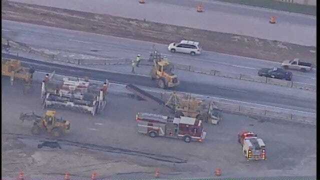 WEB EXTRA: SkyNews6 Over I-44 Crash At Peoria