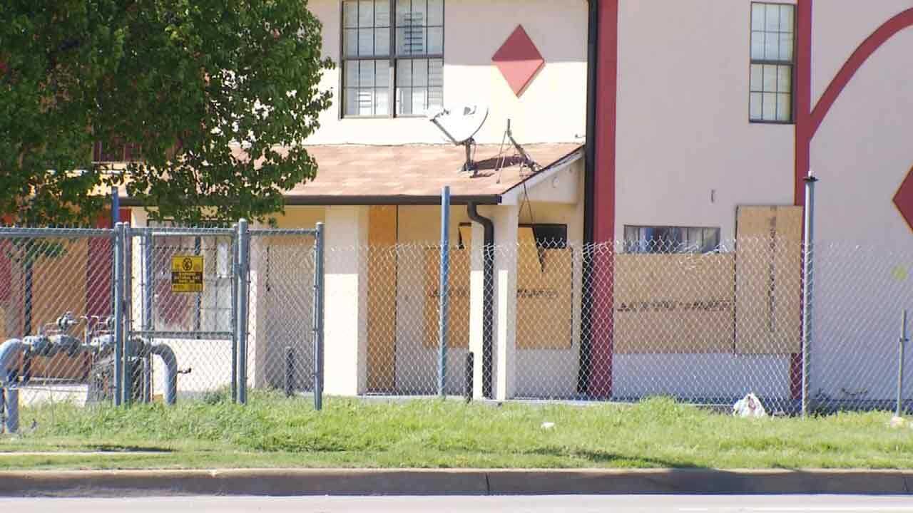 City Of Tulsa Cracks Down On High Crime Motels At 11th & Garnett