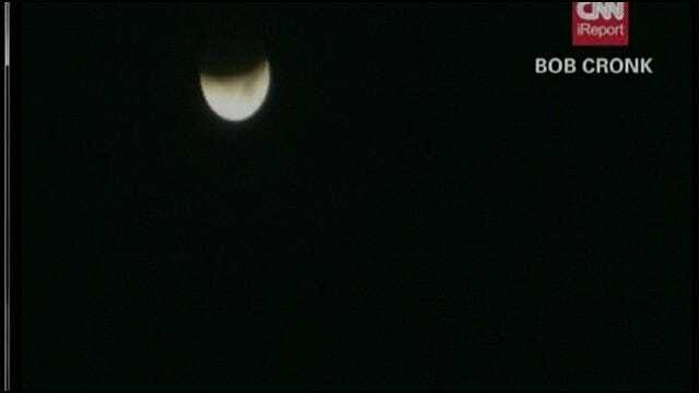 Sky-Watchers Worldwide Get Rare 'Red Moon' Treat