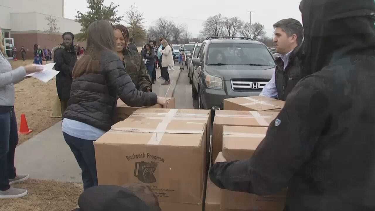 Tulsa Families Given Christmas Meals