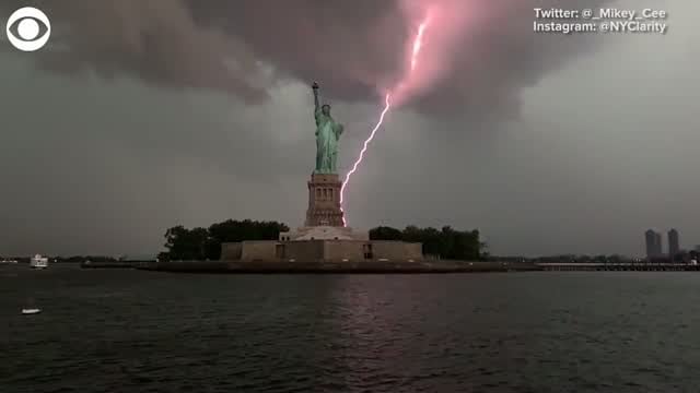 WOW: Lightning strikes Close To The Statue of Liberty