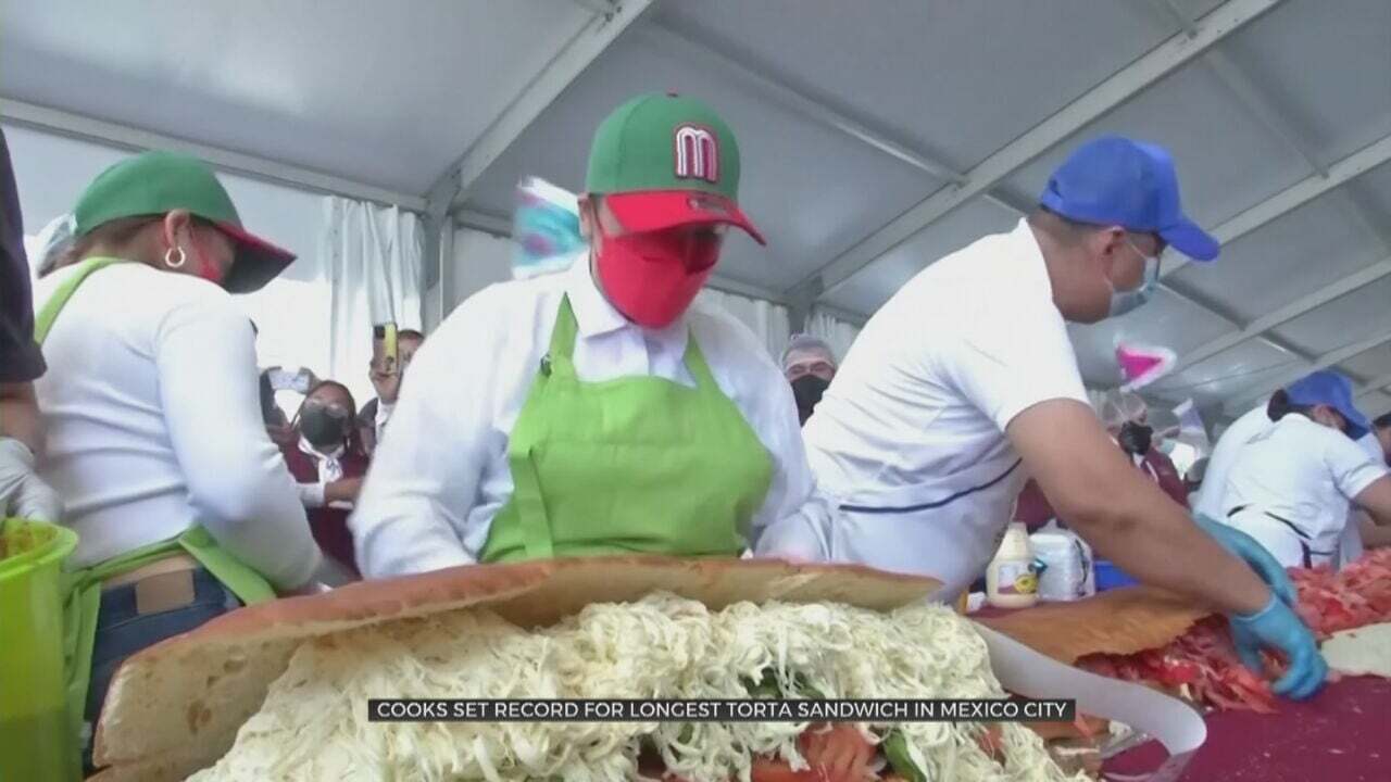 Cooks Set World Record For Longest Torta In Mexico City 