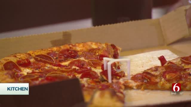 Taste Test Tuesday: Pizza Hut's 'Spicy Lover's Pizza'