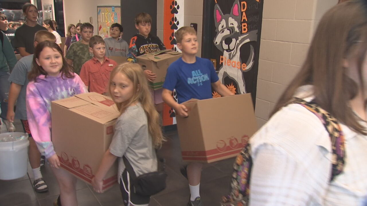 Pawhuska Residents Collecting Donations At High School For Barnsdall Tornado Victims
