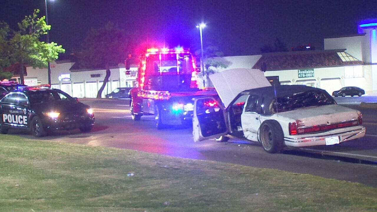 Oklahoma City Police Searching For 3 Suspects After Rollover Crash