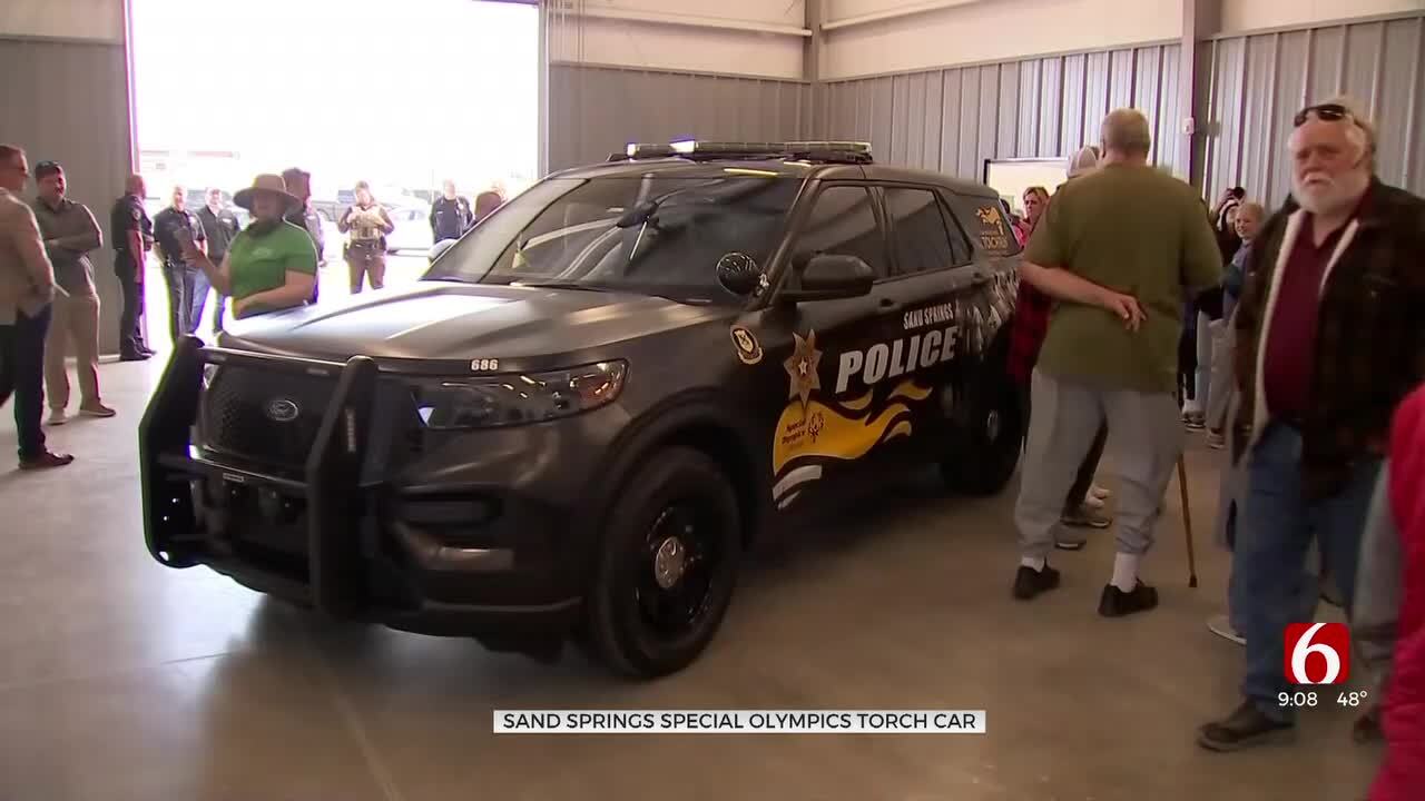 Sand Springs Police Unveil Special Olympics-Inspired Patrol Car