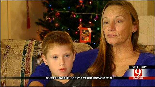 'Secret Santa' Helps Metro Family Pay Bills