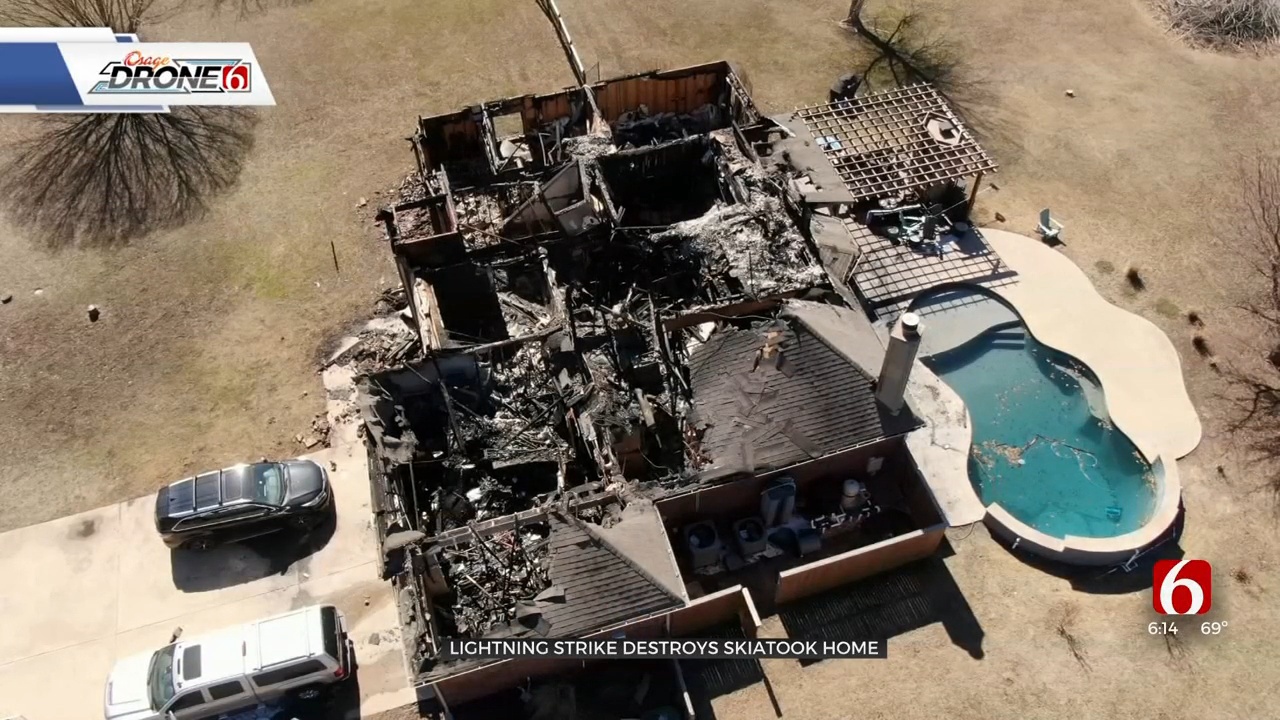 Family Of Four Safe After Fire Destroys Home In Skiatook 